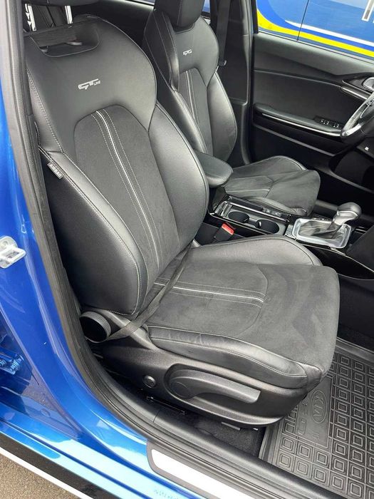 Kia ProCeed офіційне авто.