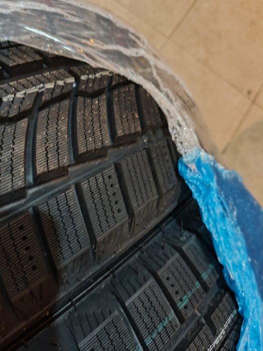 195/65 R15 Nowe Opony Zimowe * 4 Szt * Faktura Vat 23% *