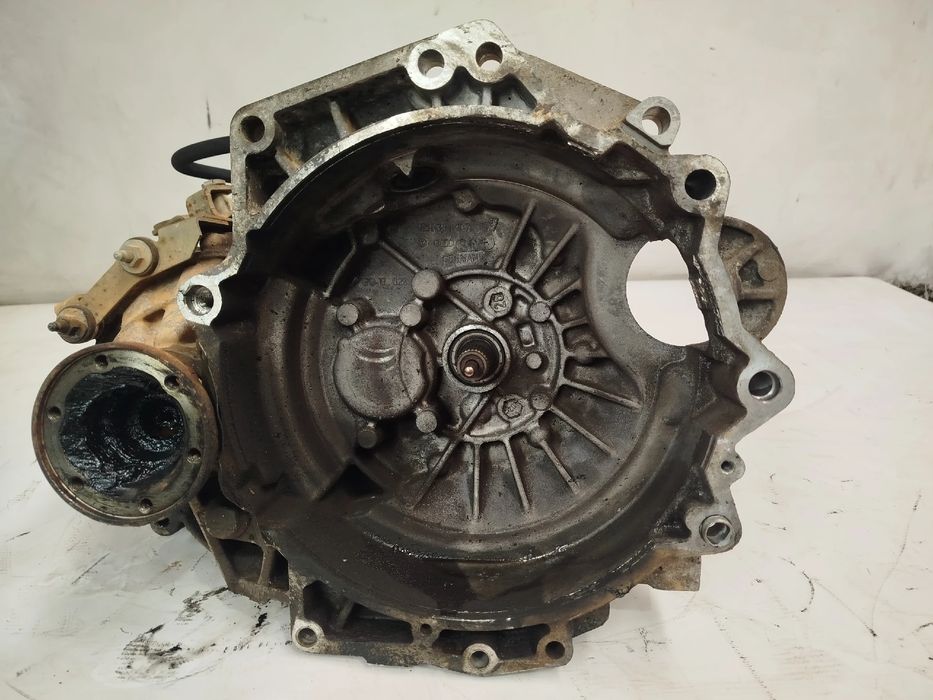 Caixa de velocidades manual VOLKSWAGEN Golf IV (1J1)