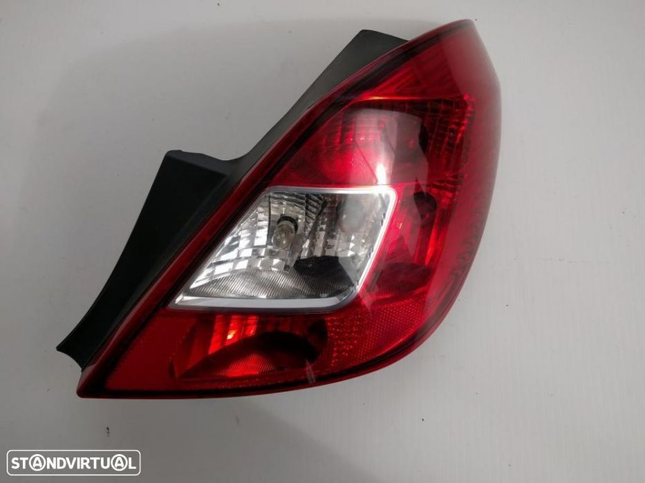 farolim farol direito opel corsa D 5 portas