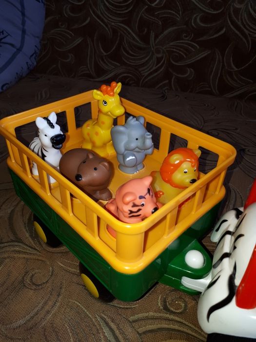 Игровой набор Трактор Сафари (озвучен по-русски) Kiddieland