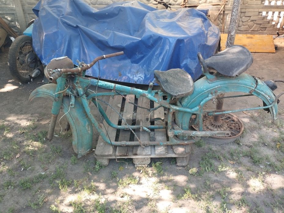 Продам мотоцикл К750