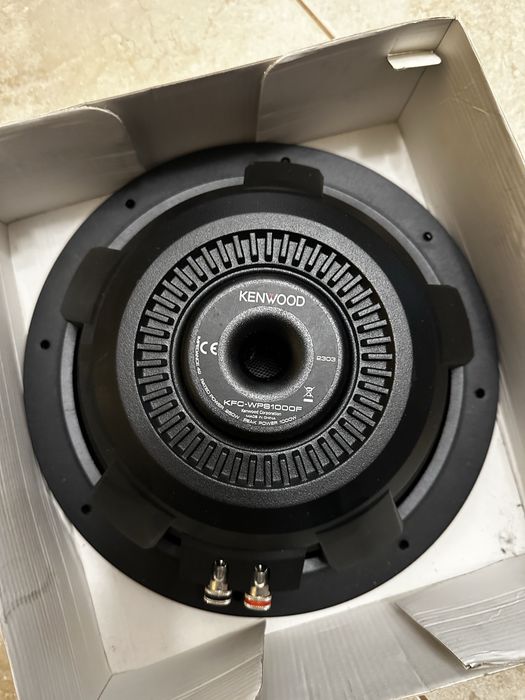 Автомобільний сабвуфер Kenwood KFC-WPS1000F