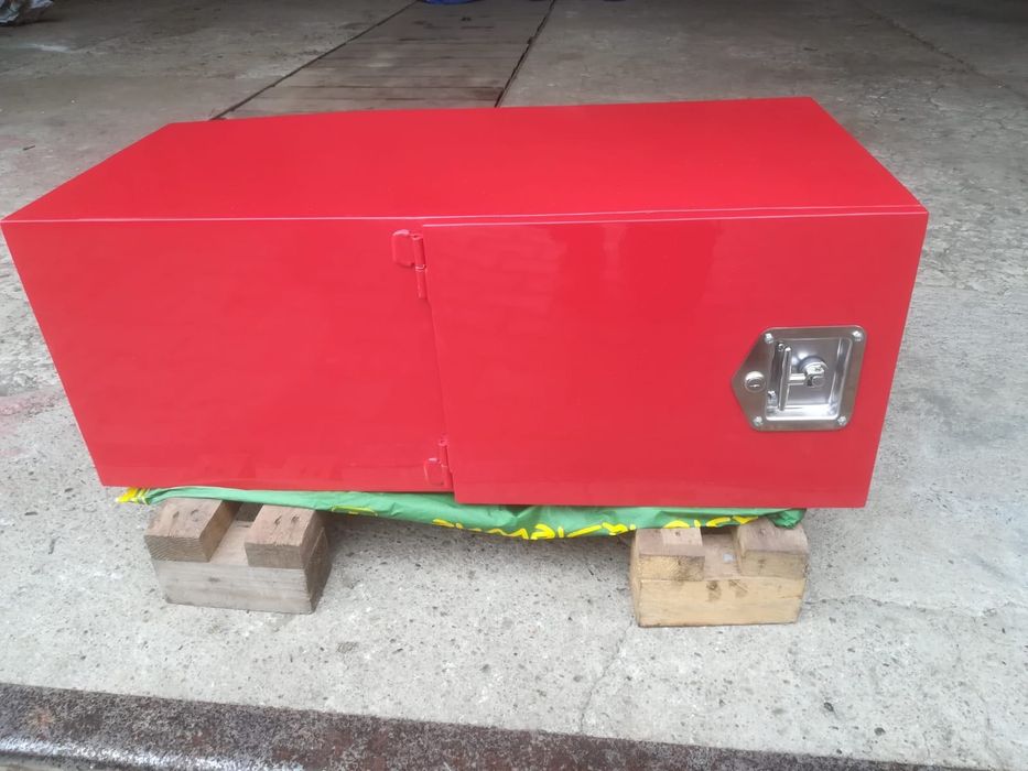 Skrzynka narzędziowa NA WYMIAR Zbiornik Nawozowy Vaderstad FH 2200