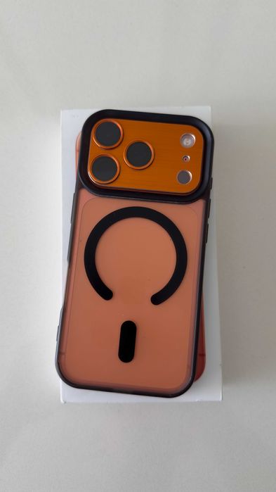 Apple iPhone 17 Pro 256GB 100% "laranja" + caixa original, cabo, capa e fatura
