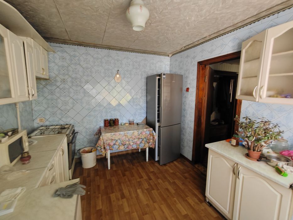 Продаж будинку 102 м² у м. Васильків – 14 соток, комунікації в будинку