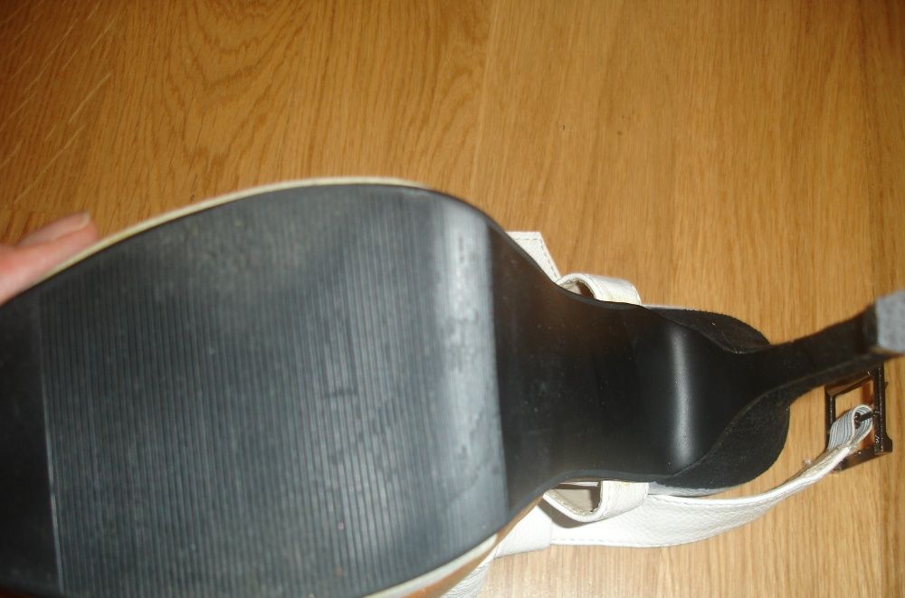 босоножки     39