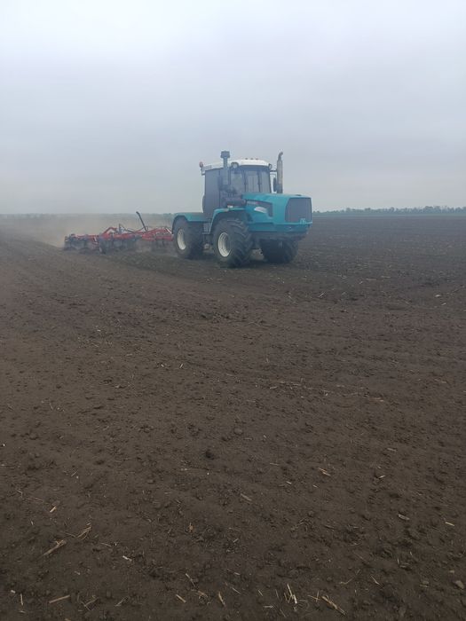 Трактор ХТЗ сільхозтехніка авто