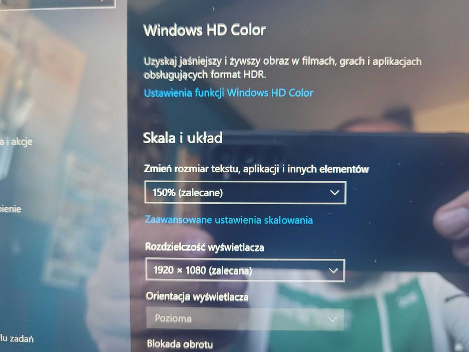 Laptop 2w1 / FullHd/4x2GHz/4GBRam/Ssd64Gb+Hdd320Gb/Win10/Dotyk