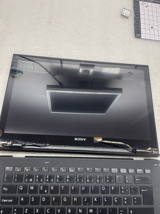 Peças sony svp132a2cm