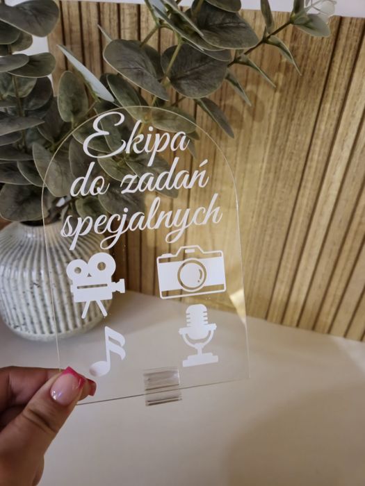 Tabliczka weselna ekipa do zadań specjalnych biala