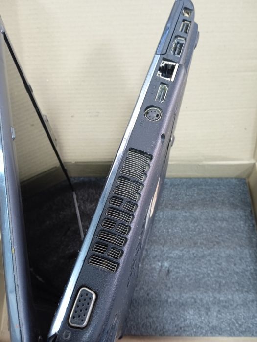 Ноутбук Toshiba Satellite A300-10C (PSAGCE-05900JRU)