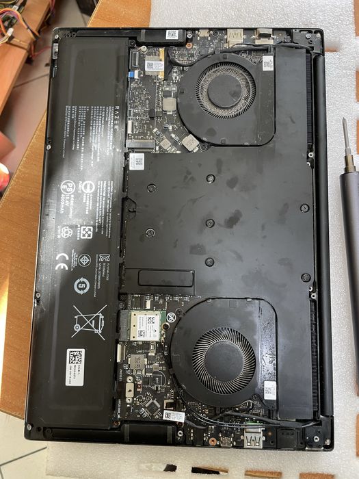 Razer blade 14,деталі