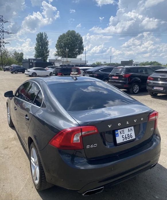 Volvo S60 2013 рест