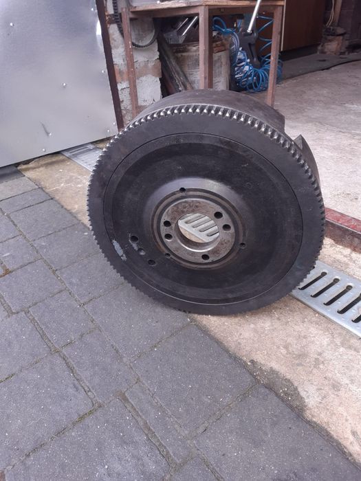 Koło zamachowe Ursus C 4011-C360 sprawne