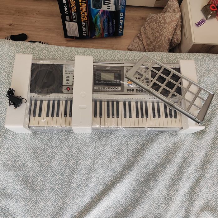 Piano para iniciação cinzento da Stol 61 teclas