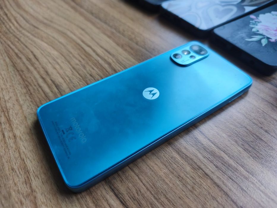 Smartfon Motorola g22