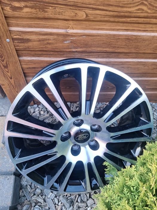 Felgi ford 5x108 17 et 52,5