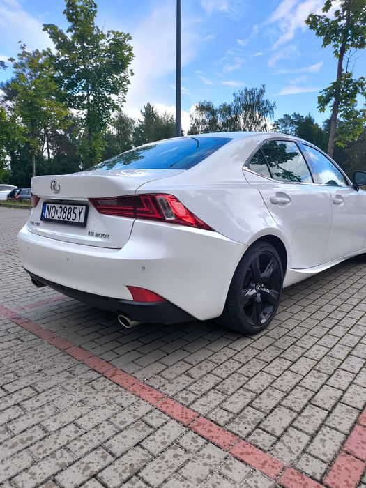 Lexus IS200