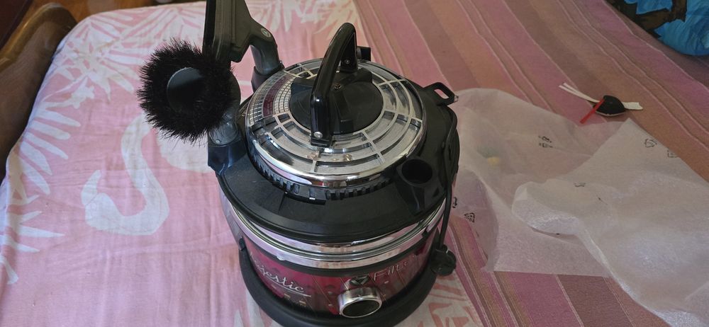 Aspirador e purificador do ar