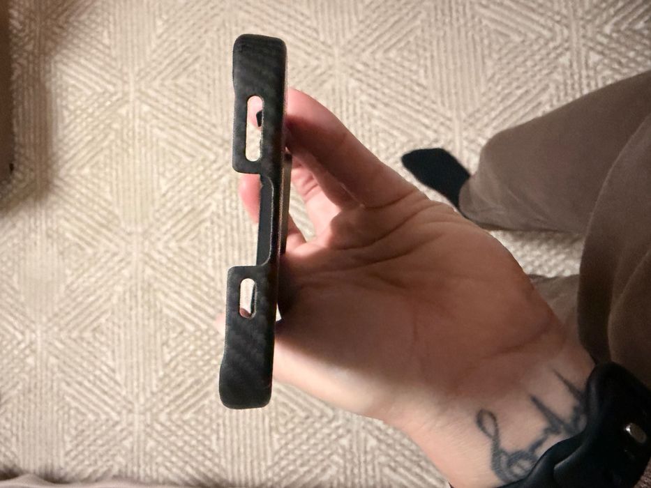 Чохол pitaka на 16 pro