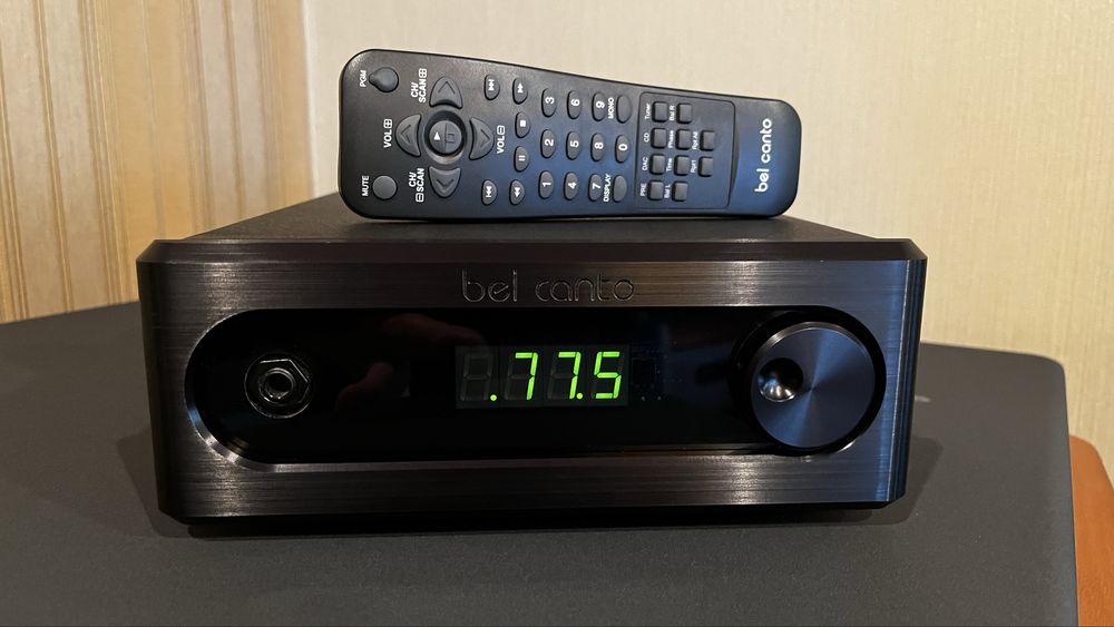 ЦАП Bel Canto DAC 1.7 - DAC Pre amp and Headphone amplifier