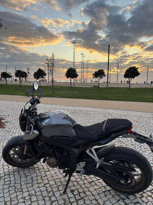 Honda CB650 - como nova