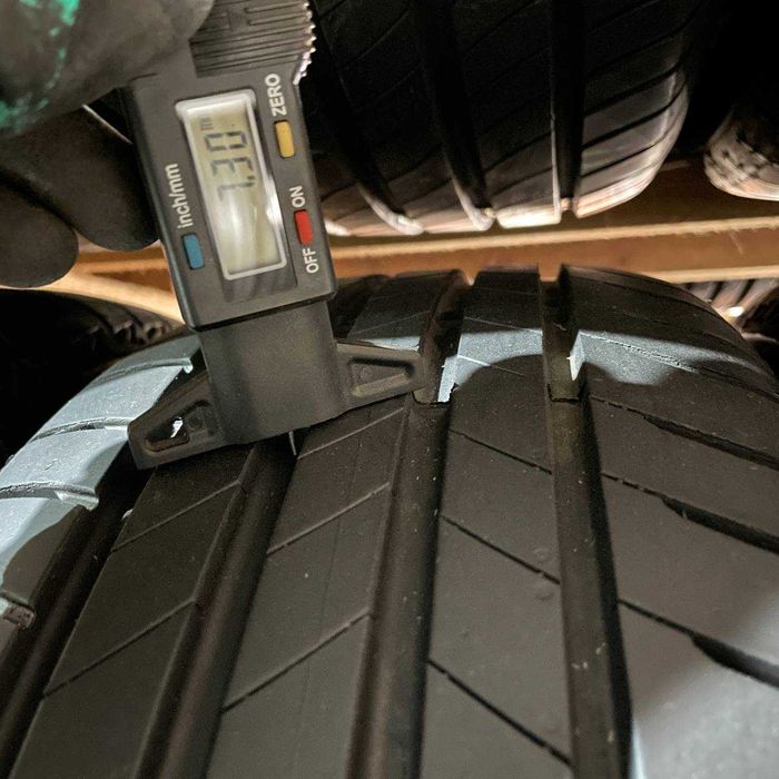 +4шт 90% Шини літні 215/60/17 Bridgestone T005 літо колеса гума Р17