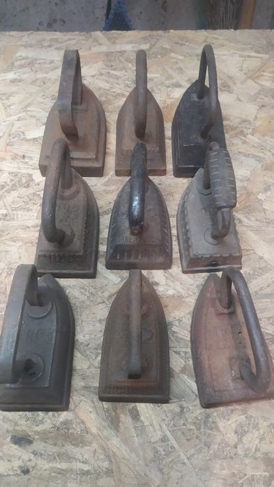 Продам в коллекцию старые утюги