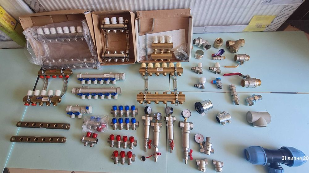РОЗПРОДАЖ:  Обігрівачі, Насоси, радіатори, крани, фітинги, регулятори,
