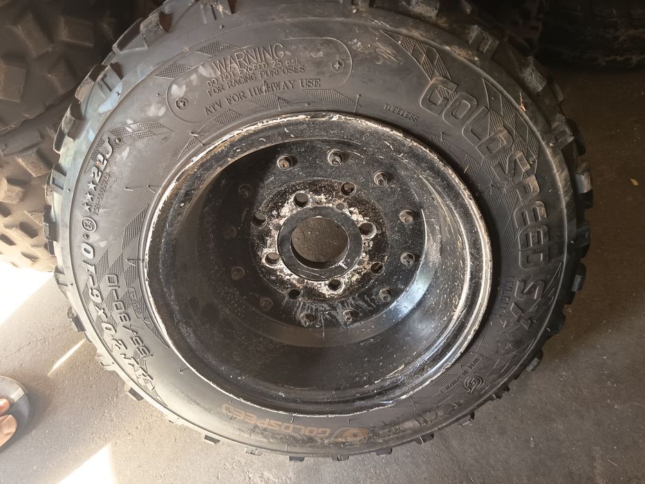 Jantes e pneus para kartcross e moto4