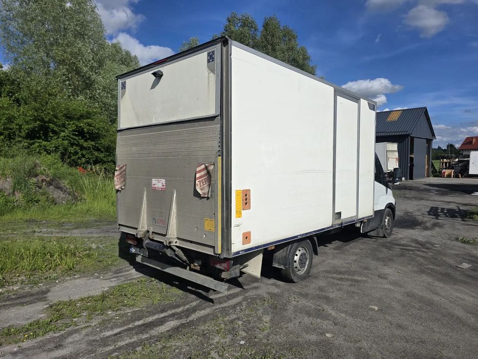 Iveco 35s17  Iveco Daily 35s17 3.0. 2016 Winda