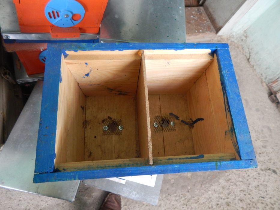 Нуклеус. Вулик. для виведення бджолиних маток.