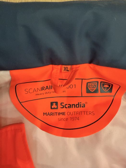 Kurtka nieprzemakalna Scandia