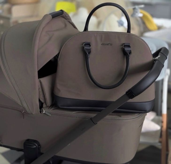 Універсальна коляска 2 в1 Carrello Ultra F . Люлька складається разом із рамою.