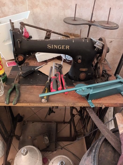 máquina de costura SINGER