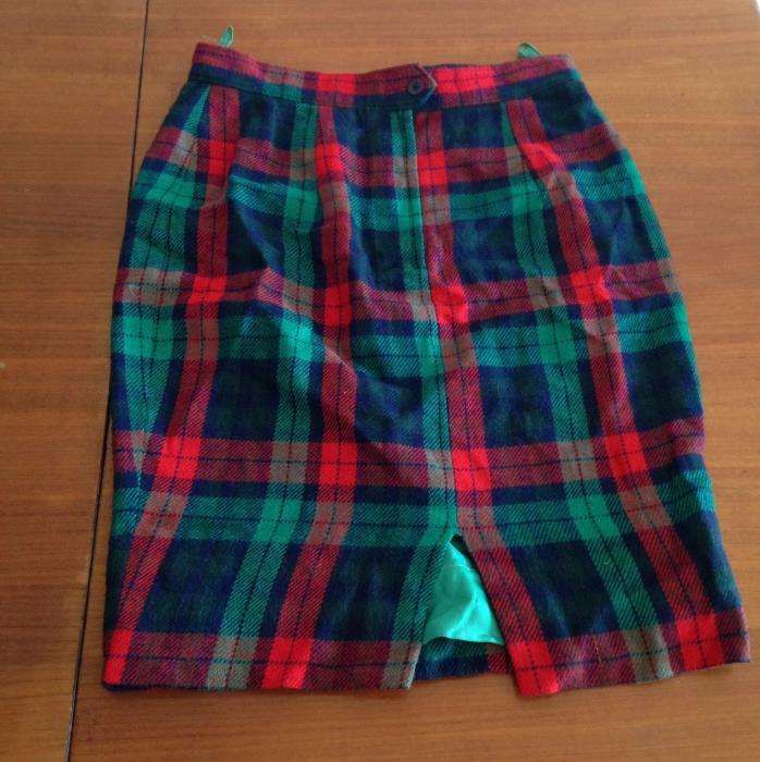 Saias várias bom estado