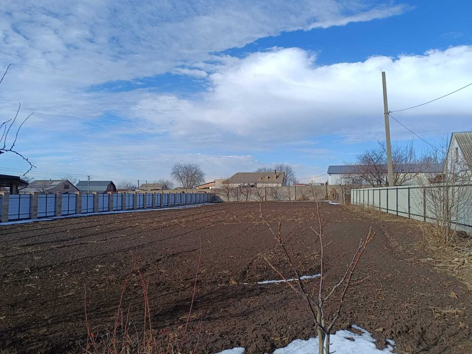 Продається рівна земельна ділянка 10 соток + 6 соток р-н БабКП