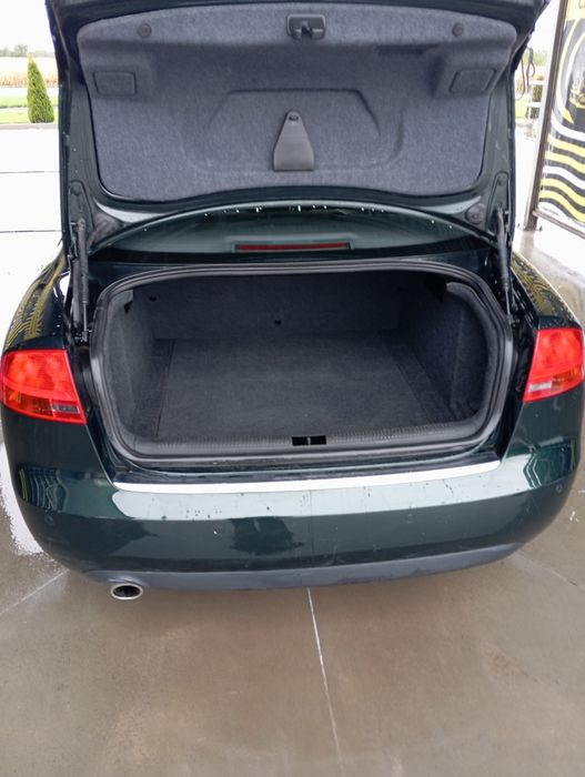 Продам  перша постанова АYDI 4 B 7  1.6mpi 2007р.в. з Німеччини