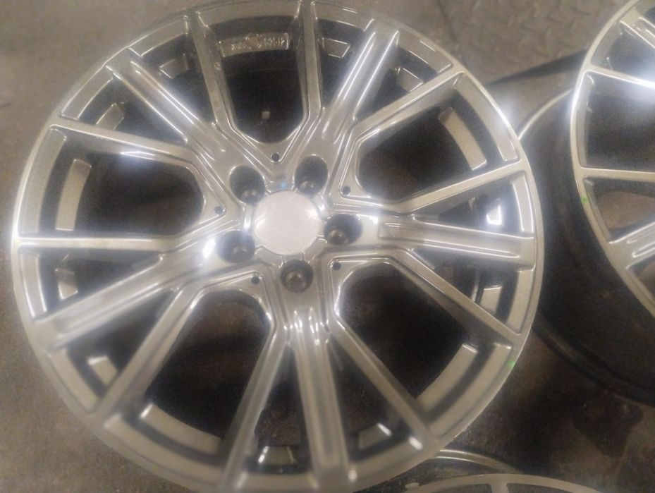 5x112 19 cali 8,5 j et 45 wheel world felgi aluminiowe demo/nowe