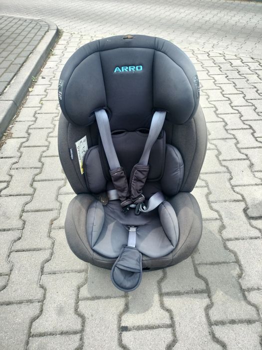Fotelik samochodowy ARRO