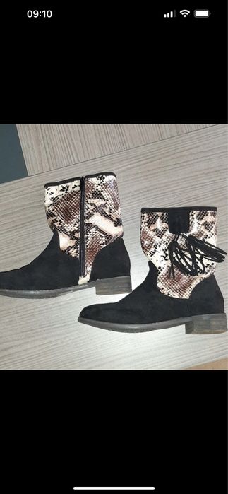 Botins castanhos tamanho 39