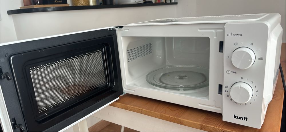Microondas KUNFT