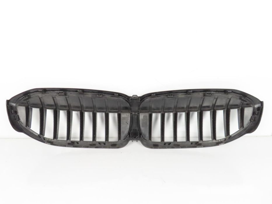Grelha Frontal Bmw 3 Touring Ref: 51138072085 2018 - 2025