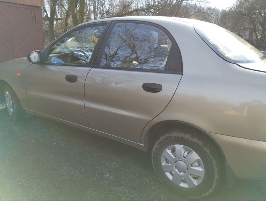 Део ланос 1.4 бензин