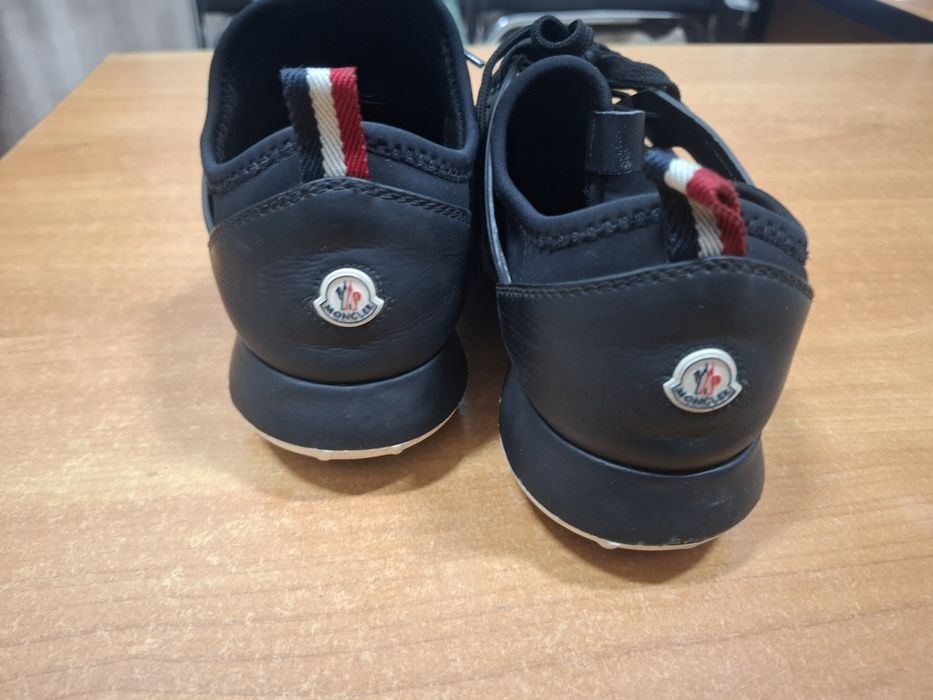 Кросівки MONCLER