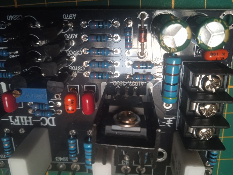 Wzmacniacz mocy 300W RMS