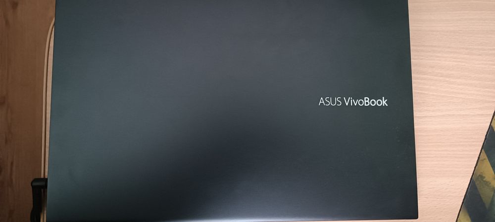Asus VivoBook 15