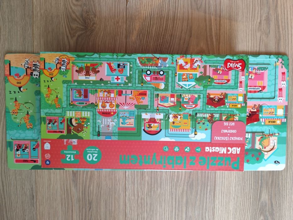Puzzle z labiryntem ABC Miasta Smiki