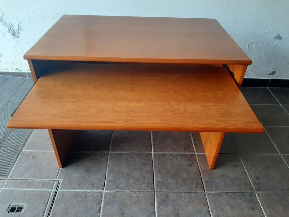 Vendo secretária